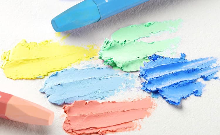 Vivid color crayons