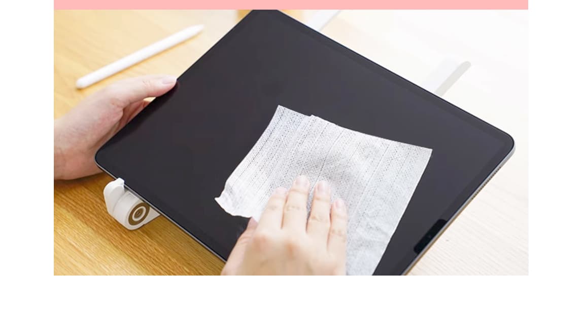 Screen Cleaning wipes for Desk