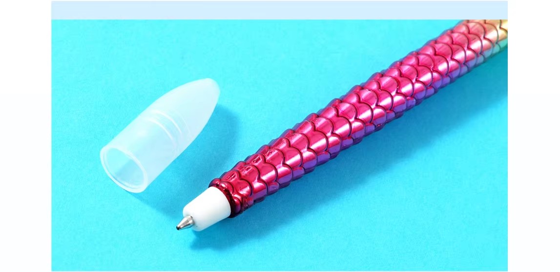 0.7mm ballpoint pen